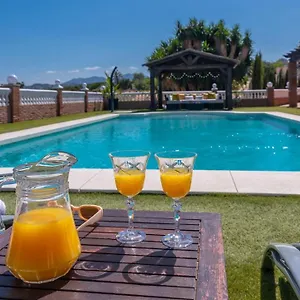 Hacienda Los Remedios By Ruralidays Villa